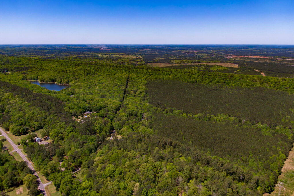 Alabama’s New Data Center Rules Still Leave Customers in the Dark, Critics Say
