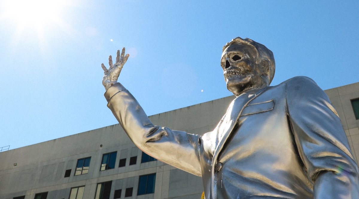 Ron DeSantis Statue Melts in Rising Temperatures He Spent 8 Years Denying; Climate Change Non-Profit 350 Action, Art Collective Uncommon Creative Studio, and M ss ng P eces Staged a Striking Midterm-Season Installation